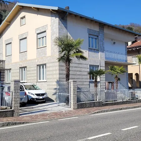 Soft Blue Mountain Iseo Hospitality * Riva di Solto