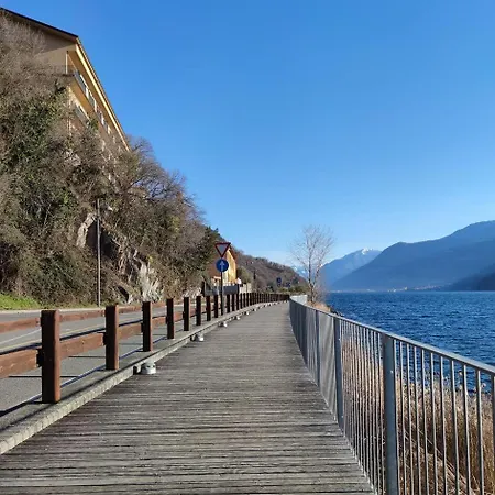 Soft Blue Mountain Iseo Hospitality * Riva di Solto