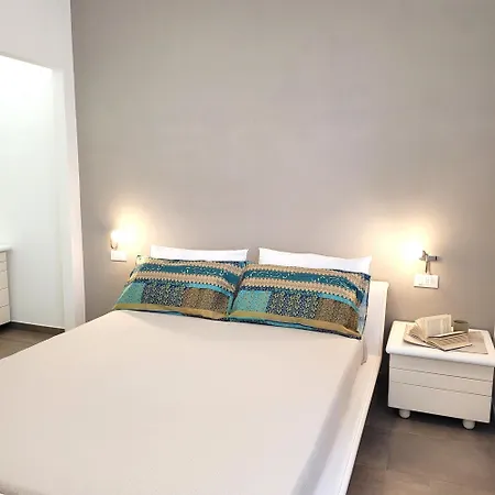 Soft Blue Mountain Iseo Hospitality Holiday home *