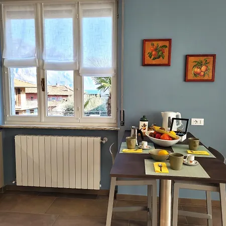 Soft Blue Mountain Iseo Hospitality Riva di Solto